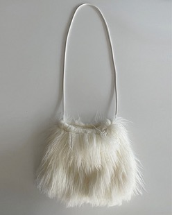 wearable fluffy bag (3color)
